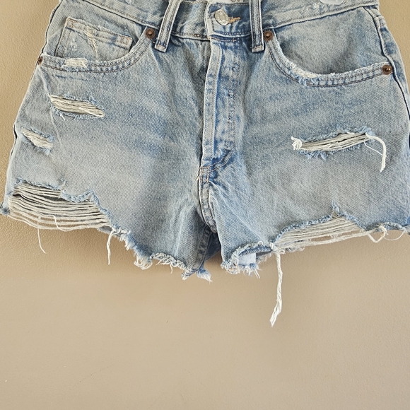 NWOT ZARA DENIM SHORTS SIZE 2 - Picture 3 of 13